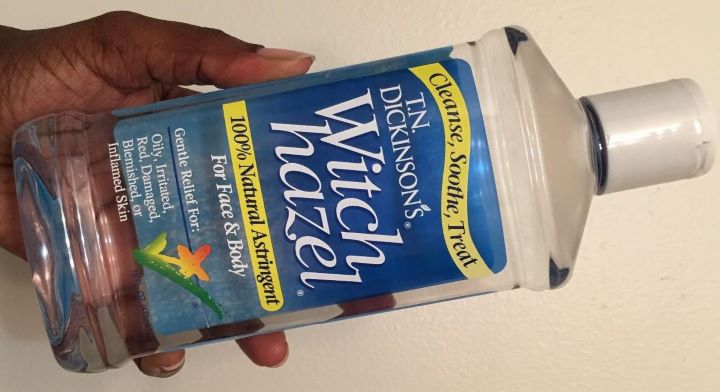 Trying the soothing aftershave for ingrown hair from Dickinson's