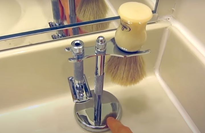 Reviewing the durability of the shaving brush stands