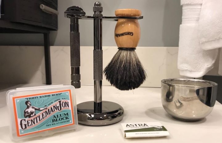 Having the affordable Gentleman Jon's travel shaving kit